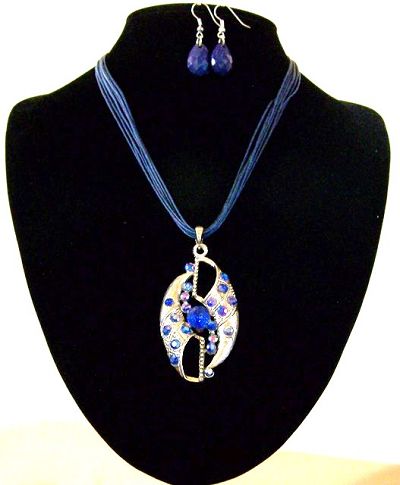 fashion jewellery pls -        YN 657 